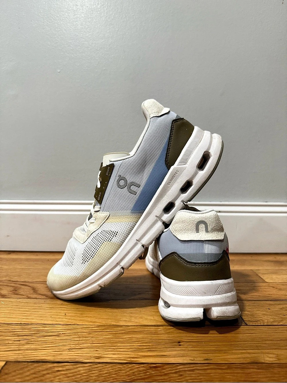 On Cloud 5 Sneakers White & Blue US 7.5